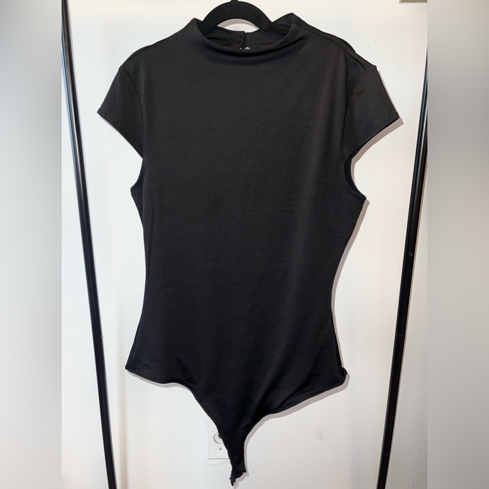 Lulus Black Funnel Neck Bodysuit
